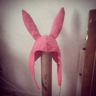Louise is the youngest of the belcher family and thrives on conflict and adventure, even if it means endangering herself or her family. Sew a Louise Belcher / Bob's Burgers Hat | Diy bunny ears, Bobs burgers, Diy hat
