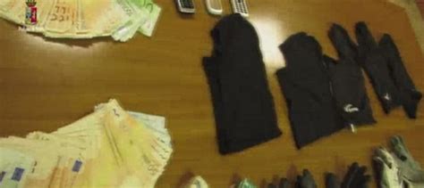 5 arresti | il video. Stavano per assaltare un furgone portavalori, arrestati 8 ...