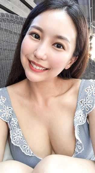 Check spelling or type a new query. 女主播高毓璘脫了!「泳裝深V到胸」渾圓雪乳呼之欲出