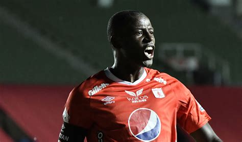 Patriotas y américa de cali se ponen al día en el campeonato esta noche, con juego pendiente por la primera fecha del fútbol colombiano. América de Cali vs Patriotas EN VIVO GRATIS; Liga Betplay ...