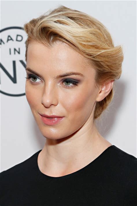 Betty gilpin was cured by a witch. Betty Gilpin - Betty Gilpin Photos - 'Nurse Jackie' Panel ...
