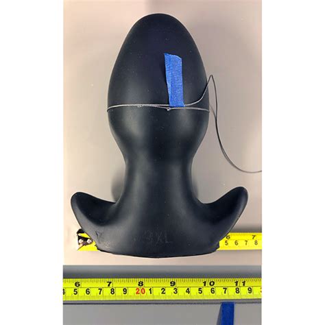 Using string to take accurate body measurments. How to Measure Circumference | SquarePegToys®