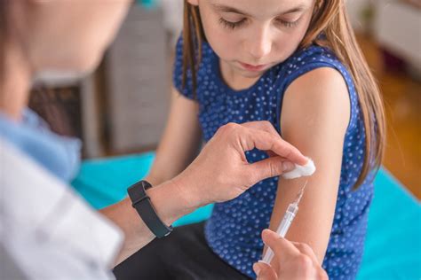 So sollen impfwillige künftig unabhängig von ihrem alter mit der. Cochrane-Analyse zu HPV-Impfungen: Zwei Impfstoff-Dosen so ...