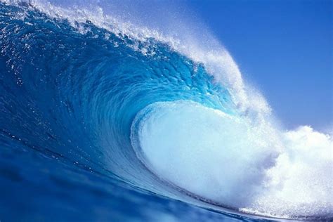 Ombak laut ternate wave blue ocean noviyanashiali pemandangan lautan gambar . Jenis ombak pecah