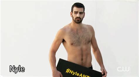 Jika aplikasi sexually fluid vs pansexual full body yang babang bagikan tidak bekerja, maka itu diluar tanggung jawab babang admin. 21 Reasons To Love Hunky Dreamboat Nyle DiMarco (Who Just ...