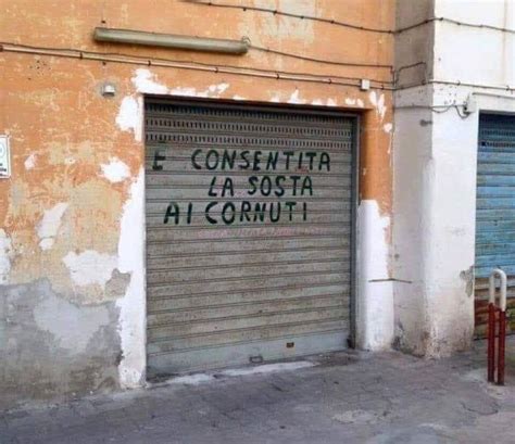 Servono a rilassare, allentare le tensioni, superare gli imbarazzi, accelerare la conoscenza. Pin di Lorenza Donato su SCRITTE SUI MURI e non solo ...