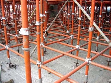 Definisi arsitektur secara umum adalah kegiatan yang dilakukan oleh seorang atau sekelompok individu untuk membuat rancangan dengan berdasarkan kreatifitas dan gagasannya sendiri. Contoh Rab Arsitektur : Contoh Rab Arsitektur - Contoh ...