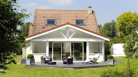 Cliquez sur une miniature pour voir la maison en grand. de maison avec veranda