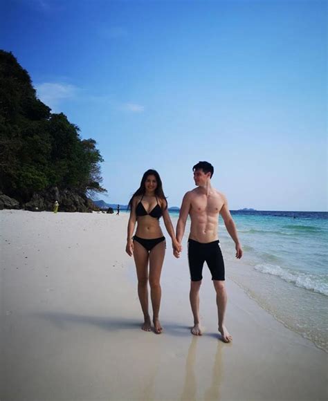 เปิดภาพ นก อุษณีย์ ดาราหญิงสุดแซ่บ ที่เผยมุมเซ็กซี่ลงใน ig ส่วนตัว ทั้งชุดว่ายน้ำและบิกินี่ บอกได้เลยว่า แต่ละภาพ. นก อุษณีย์ โชว์แซ่บในชุดว่ายน้ำ สวีตแฟนฝรั่ง อ้วนดำไม่กลัว ...