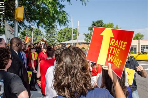 Fast food workers organized a strike on wednesday in tampa they're calling for higher wages and better benefits previous coverage: Local fast food workers strike for better wages | News Blog