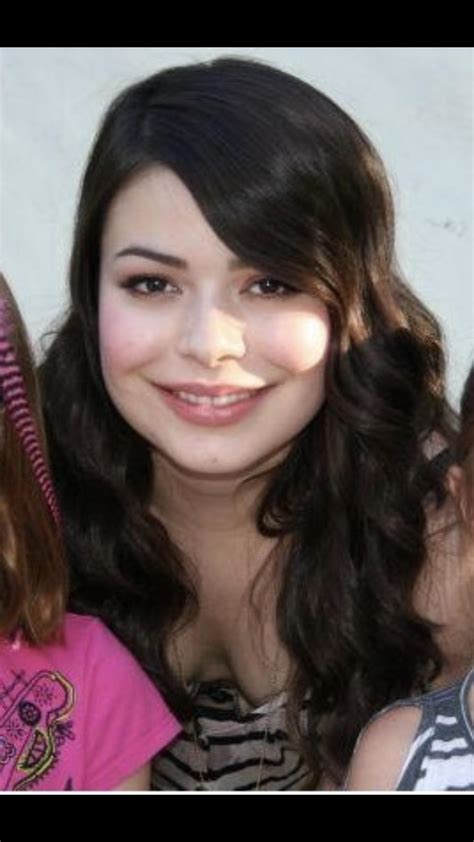 Pictures miranda cosgrove tits