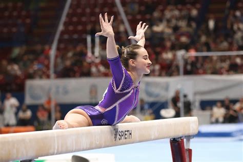 Carlotta ferlito (born 15 february 1995) is an italian artistic gymnast.since starting her senior career in 2011, ferlito has won two medals at the european championships and represented her country at the 2012 and 2016 summer olympics.she is the first italian gymnast to compete the mustafina on floor (triple turn with the leg held up in split, difficulty e). Ginnastica artistica, Serie A 2019: seconda tappa oggi (30 marzo). Programma, orario d'inizio ...