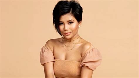 She became part of a group new born divas that competed in the second season of talentadong pinoy. Katrina Velarde, pinatunayang walang epekto sa boses ang ...