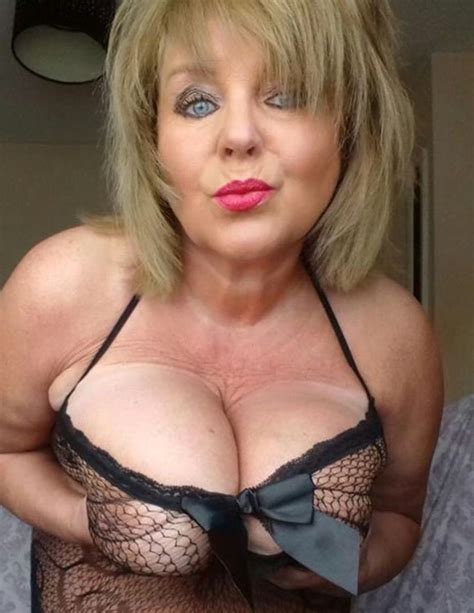 101.60k 72% lovely uk swingers summer and isabel get gangbanged 6:13. Pin on Aged to perfection
