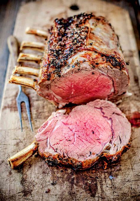 Pour half the salt mixture all over the top, letting it cascade over the sides a bit. How To Make Standing Rib Roast Recipe | Leite's Culinaria