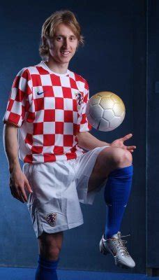 Profile page for real madrid football player luka modric (midfielder). Luka Modrič fotky