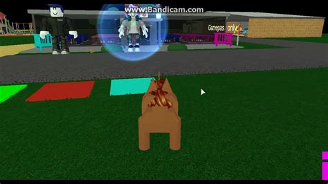 Los juegos de roblox reflejan el tipo de juego imaginativo que a menudo encuentras en el patio de recreo. Adopto Muchos Bebes Y Me Tratan Mal Roblox Adopt Me Youtube