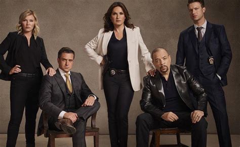 Svu boss on season 21's changes, returning faces and diversity exclusive! Canal Universal estreia a 18ª temporada de Law & Order ...