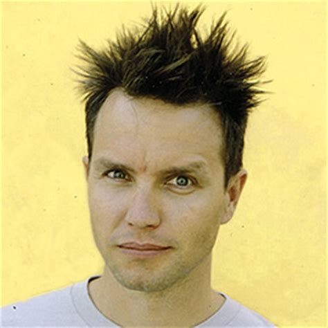 Blink 182 notebook notepad 2000 travis barker mark hoppus tom delong kaplan. Mark Hoppus - Neighborhoods e Cifras | Música - Cultura Mix