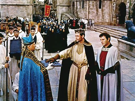 Contrary to one of the film's central plot lines, thomas becket was a norman (thomas bequet), not a saxon. Becket - la critique du film