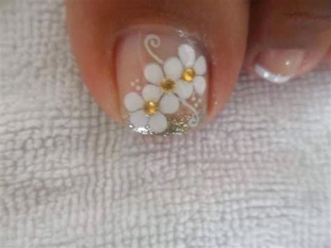 Uñas decoradas para pies de estrellas. Uñas decoradas en 35 segundos? #uñasdecoradasfaciles ...