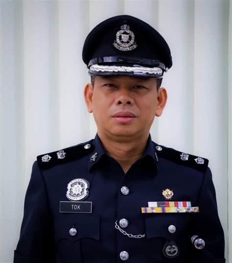 Polis (plural poleis or polises). Polis Kulai selesai kes bunuh dalam tempoh 3 jam - Utusan ...