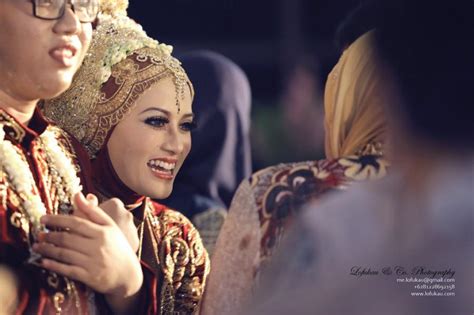 Check spelling or type a new query. Foto Pernikahan Yogyakarta Thria & Rizal #weddingphotos # ...