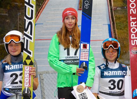 🇩🇪skijumper🦅❤ 🛫with @kampa_sport , @sennerei_gunzesried , @aks.anwalt.kanzlei.scharlach & @fluege.de 📩: Skispringen Berkutschi.com - COC-L: Klarer Sieg für Juliane Seyfarth - 15.09.2017