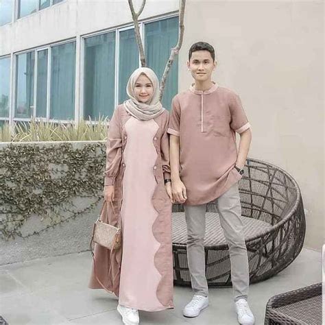 See more of pakaian couple online on facebook. Model Baju Lebaran Gamis Couple 2019 | Model baju pria ...