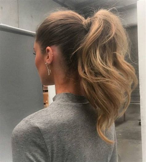 You're in the right place for all hairstyles that are preferred by famous women with cute ponytail hairstyles, both easy and stylish. 20 Easy and Chic Hairstyles for School Girls - Pretty Designs