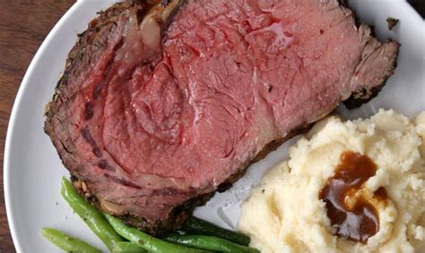 I served prime rib and the richest potato gratin ever last christmas. Prime Rib with Garlic Herb Butter | Shueygal | Copy Me That