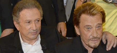 Johnny aimait aussi se moquer de son ami : Johnny Hallyday: ce dernier texto qui a fait pleurer ...