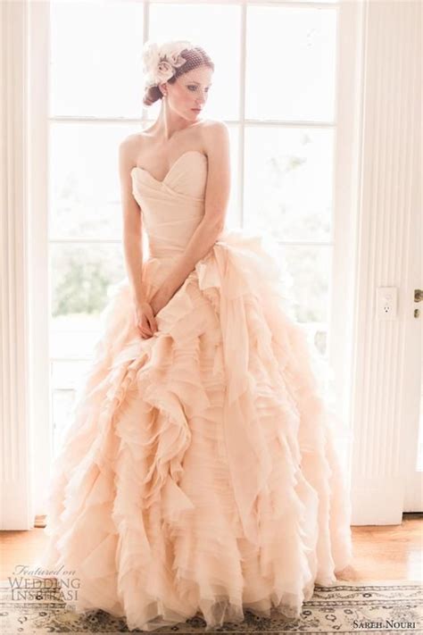 Check spelling or type a new query. Hochzeit - Hochzeitskleid | Wedding dresses blush, Pastel ...
