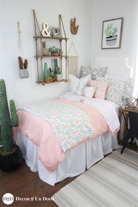 Chúng ta cùng nhau góp phần đưa mô hình giấy đến với mọi người. Peach & Green Cactus Dorm Bedding Set | Dorm bedding sets ...