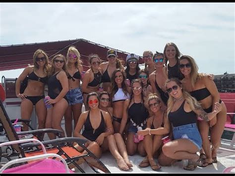Party cove has existed on the lake at various sites since the 1960's. Lake of the Ozarks Party Cove on Leviathan - YouTube