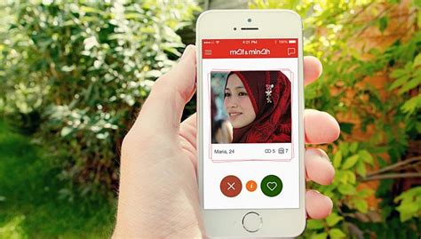 It highlights users who are active and automatically deletes inactive muslim dating profiles. Traditional Matchmaking Goes Out The Door With This Muslim ...