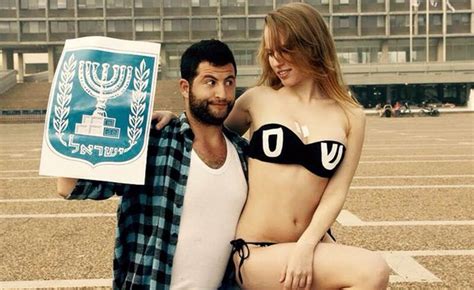 ולמרות הכל, כדאי לכם לעקוב אחריו. מתלבט למי להצביע? טינדר בחירות יוצא לדרך
