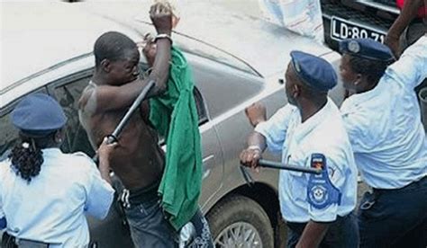 Acabou por não ser conseguido. Angola: POLÍCIA FRUSTRA MANIFESTAÇÃO DE JOVENS ANGOLANOS ...