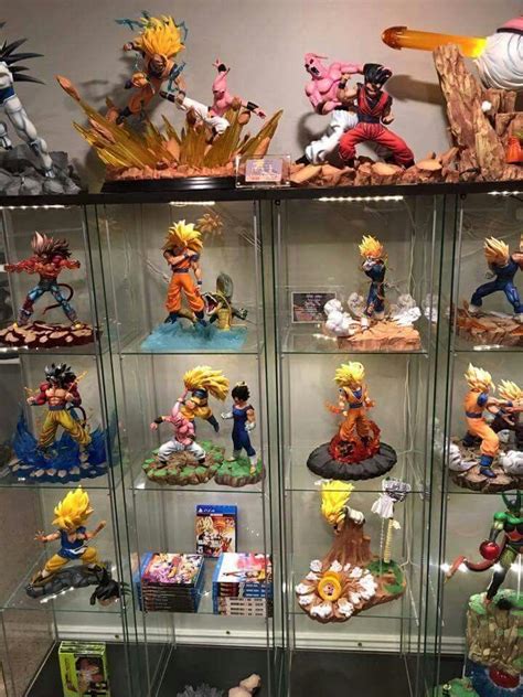 Additionally, the kid buu and super saiyan 3 goku figures in the ultimate collection set came packaged with transparent the dragon hero series has a repertoire of dragon ball z characters in vinyl format released on different dates. Pin by Franco Villa on Action Figures | Dragon ball art ...