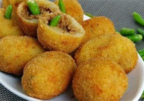 400 gr fillet dada ayam, cincang halus. Resep Kentang Isian Ayam | Reseppedia.com