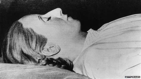 Can the net harness a bunch of volunteers to help bring books in the public domain to life through podcasting? The 20-year odyssey of Eva Peron's body - BBC News