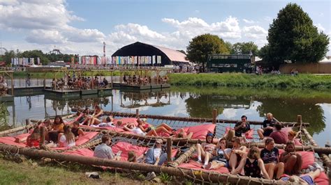 Discover the best of lowlands so you can plan your trip right. Lowlands 2018, dag #2: swingen voor jong & oud, kazoos en ...