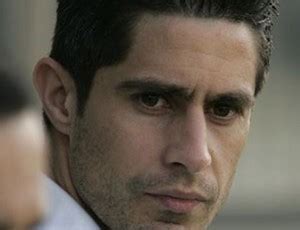 We did not find results for: Sylvinho volta ao Corinthians para ser auxiliar-técnico de ...