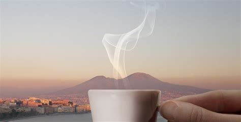 Sito ufficiale di kimbo, azienda storica leader in italia e nel mondo nella produzione di caffè di altissima qualità. Espresso napoletano worldwide | Italian Food Excellence