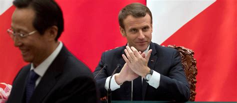 Selon le figaro, emmanuel macron porte au poignet depuis quelques semaines un nouveau depuis plus d'un an, emmanuel macron ne portait plus de montre au poignet. Emmanuel Macron, merci pour la montre - Le Point Montres