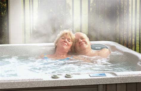 In contrast to a typical bathtub, a hot tub is designed to be used by more than one person at a time. Sunrise Spas: HOT TUBS & YOUR HEALTH: RELIEVING ARTHRITIS ...