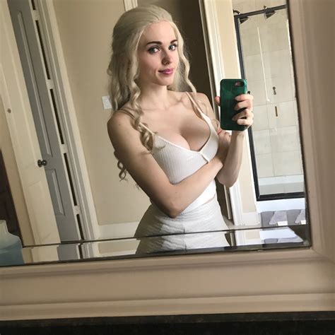 Amouranth 😈 @Blizzcon on Twitter: "Still live on twitch as.