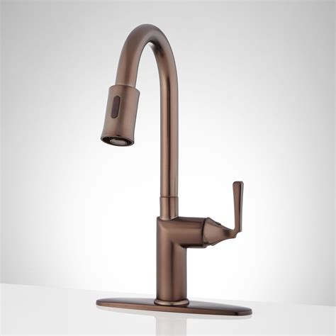 Best touchless kitchen faucets in may, 2021? Mullinax+Single-Hole+Touchless+Kitchen+Faucet+with+8"+Deck ...