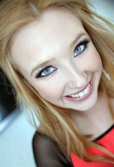 How do we know they're the hottest? Amazing eyes and hair | Samantha Rone | Pinterest | Smile ...