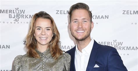 1 year ago1 year ago. Margaux Dietz och Viktor Frisk: Så är deras relation | ELLE